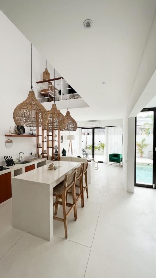 Villa Poppy Bumbak Чангу Экстерьер фото